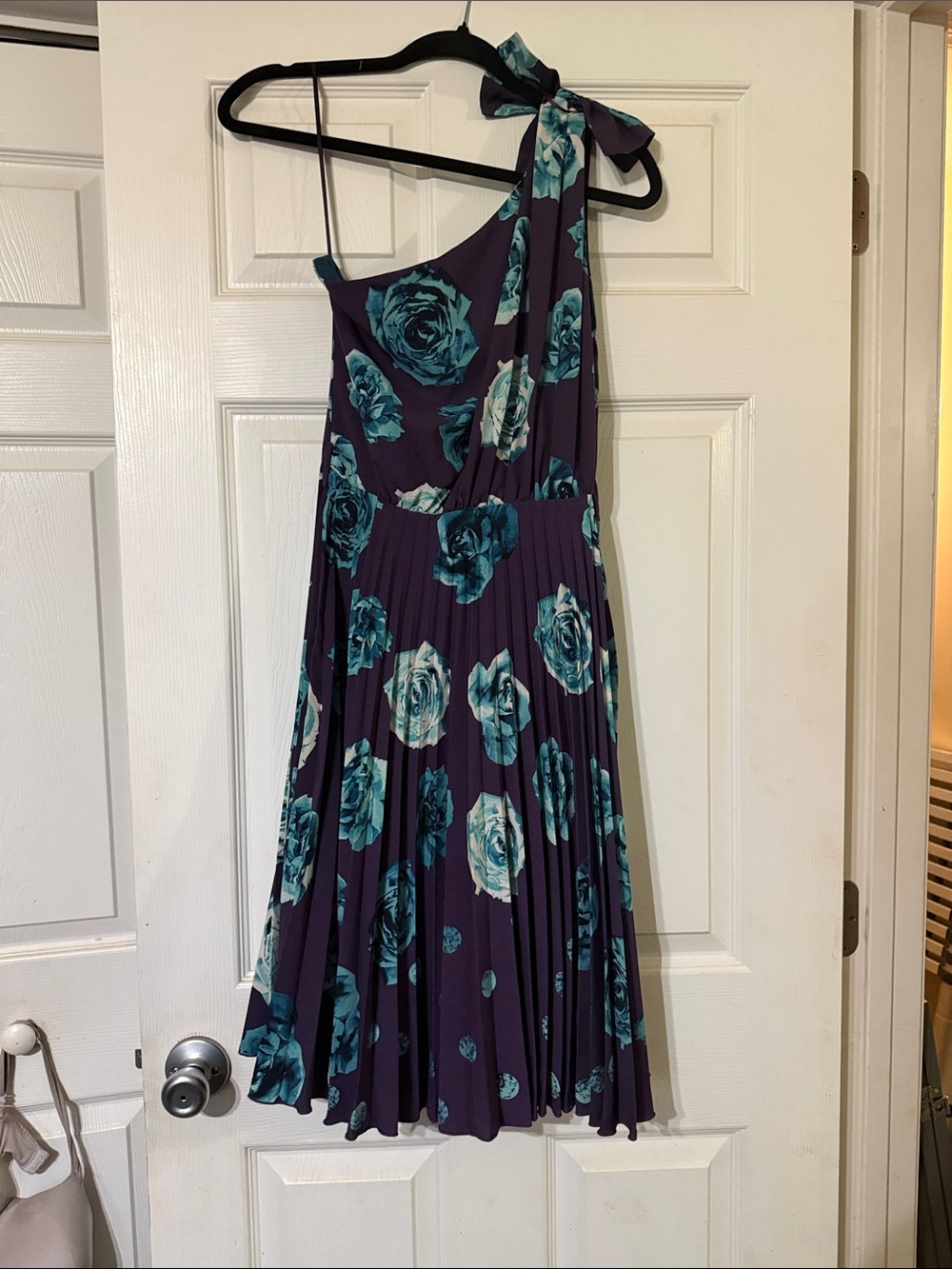 NWOT LIQUORISH Purple Teal Rose One Shoulder Bow Pleated Midi Dress 10